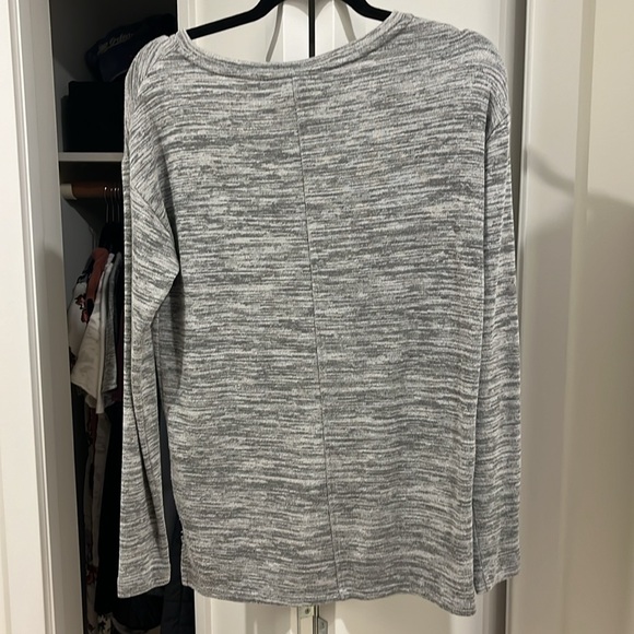 Women’s Roots sweaters - 2 - Picture 3 of 6